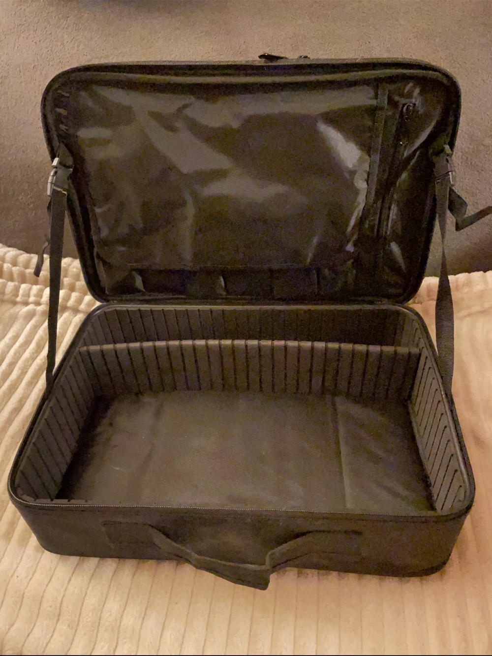 Black Travel Packing Case - Women and Men’s